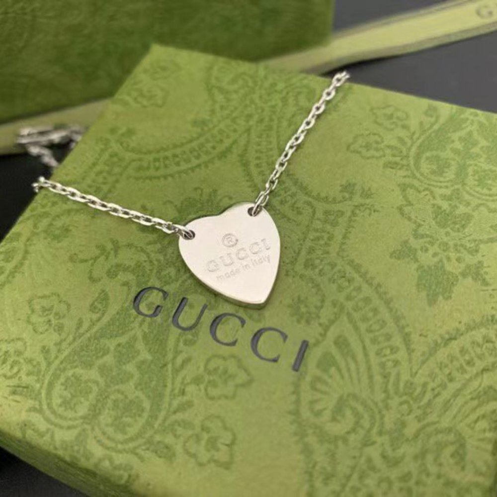 Gucci Trademark Signature Heart Necklace